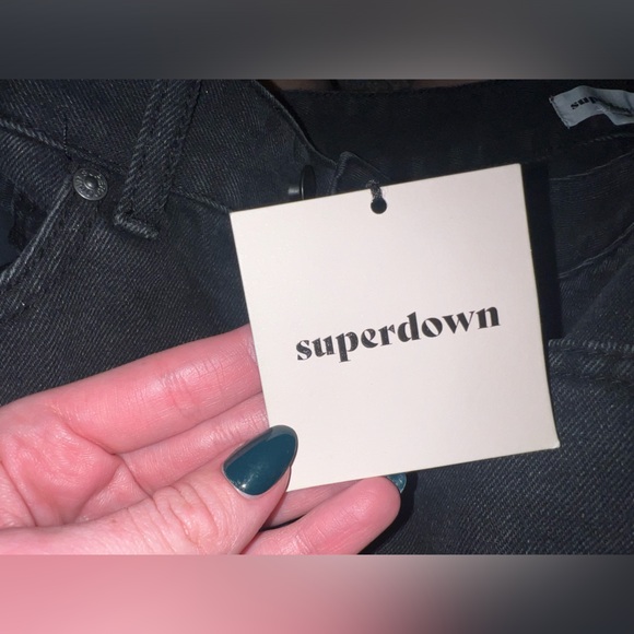 Revolve Quinn Denim Shorts Superdown - Picture 4 of 5